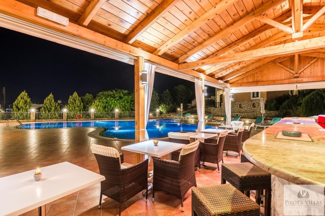 Pilot'S Villas Luxury Suites Hersonissos  Exteriör bild