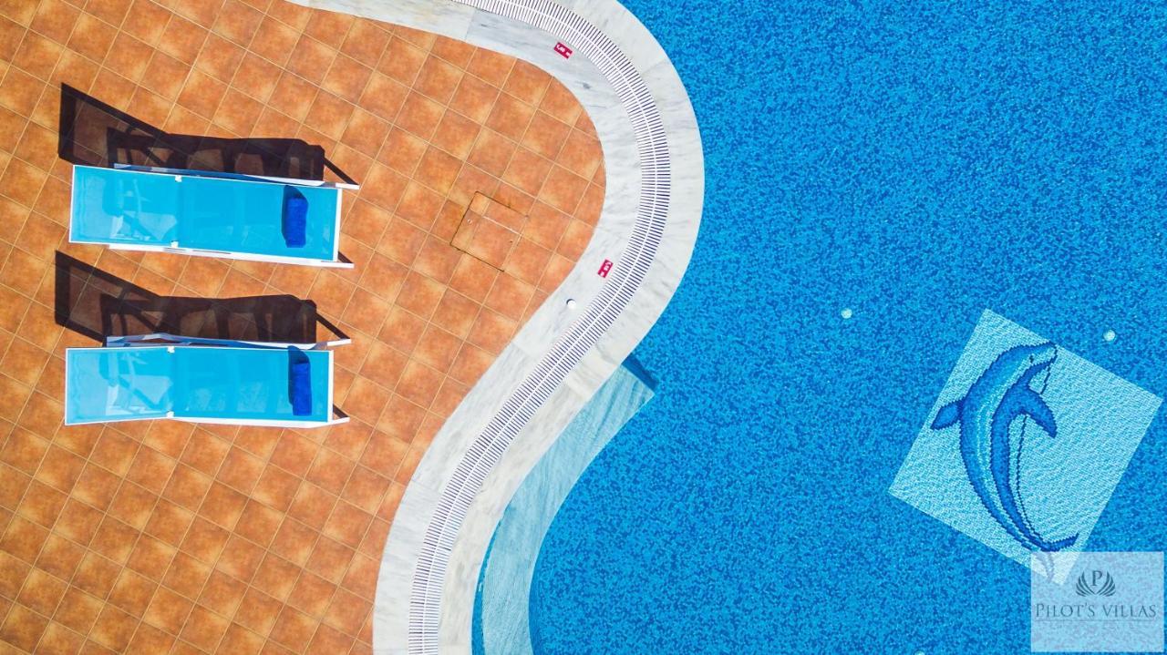 Pilot'S Villas Luxury Suites Hersonissos  Exteriör bild