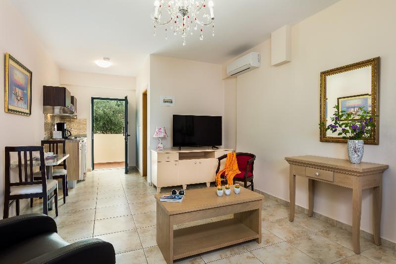 Pilot'S Villas Luxury Suites Hersonissos  Exteriör bild