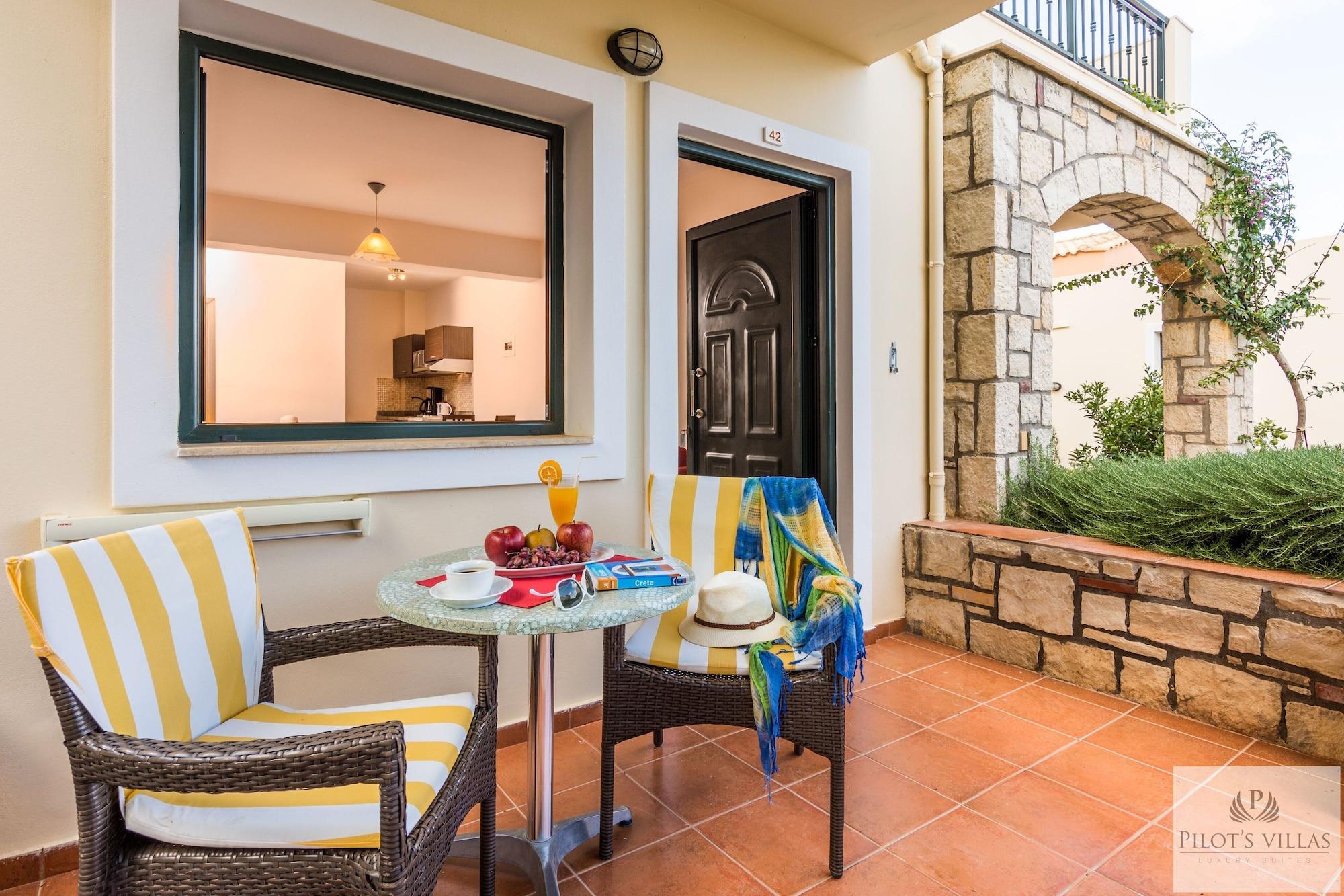 Pilot'S Villas Luxury Suites Hersonissos  Exteriör bild