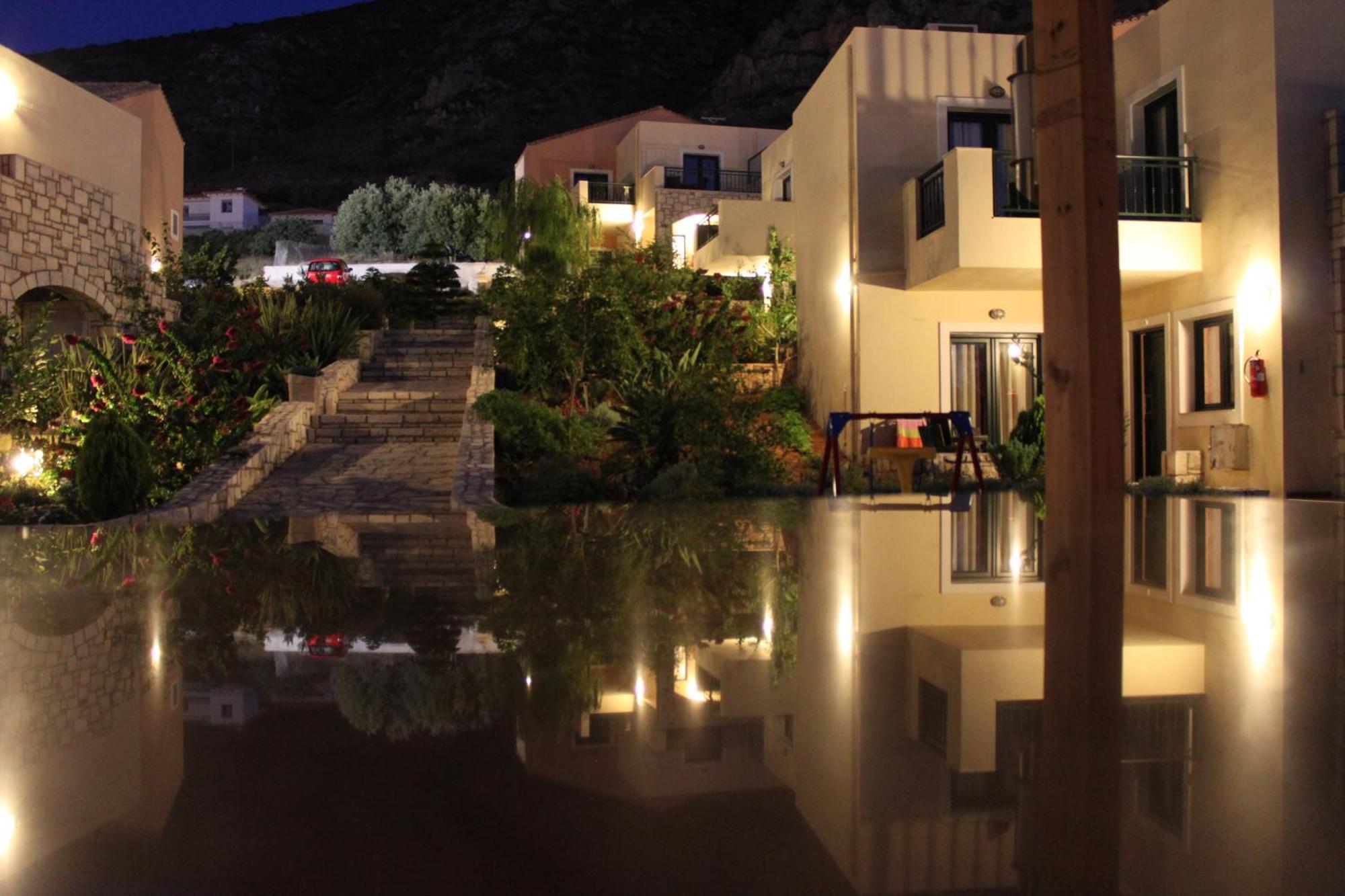 Pilot'S Villas Luxury Suites Hersonissos  Exteriör bild